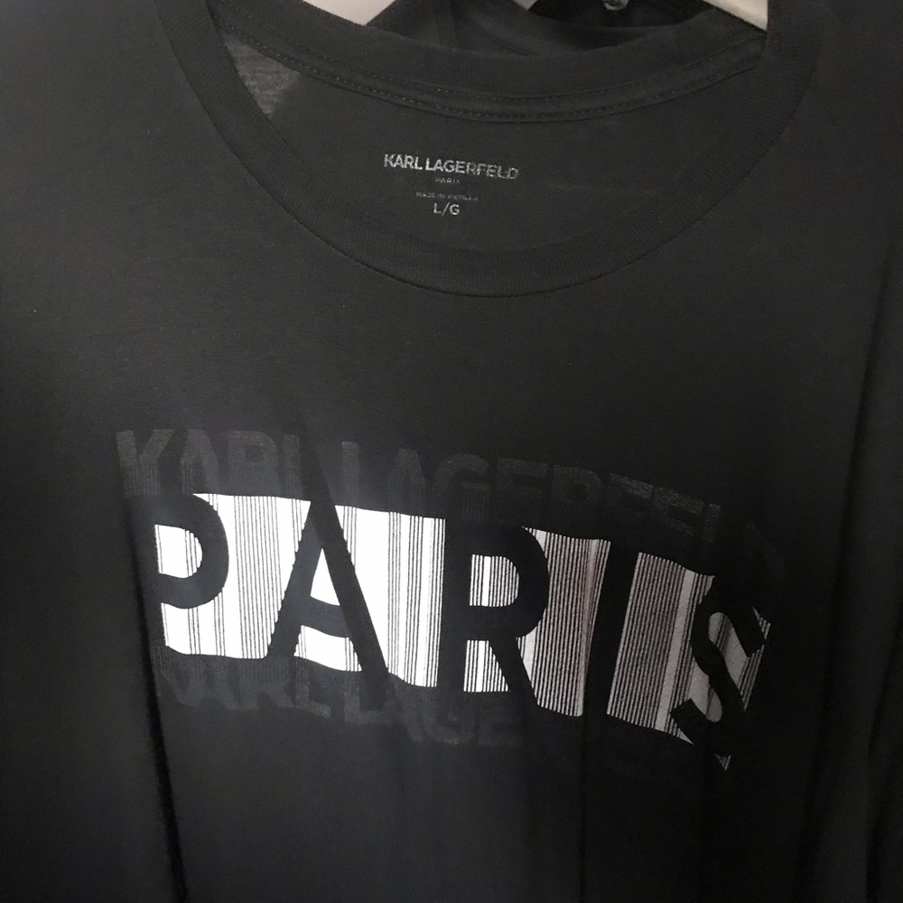 Karl lagerfeld short sleeve t-shirt used good
